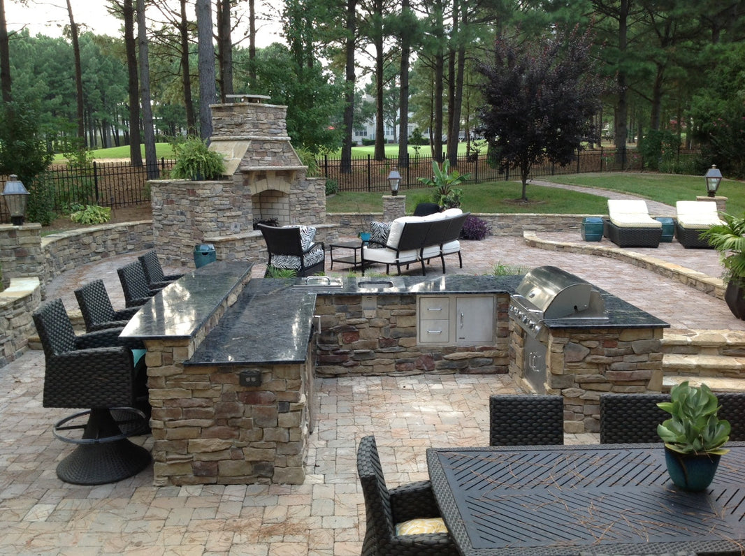Top Trends in Outdoor Kitchen Design for 2025
